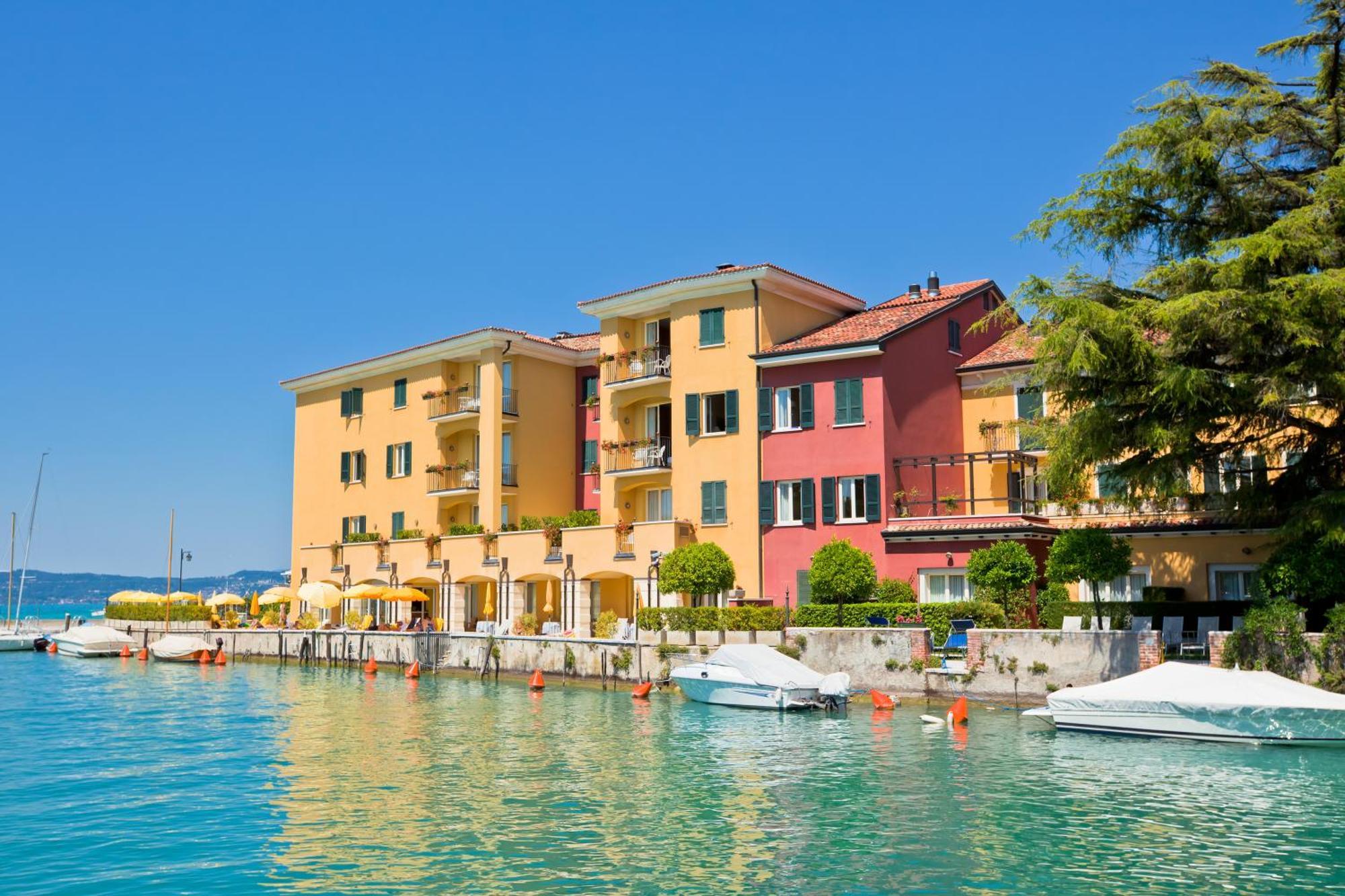 Villa Alberti 900M From Garda Lake - Happy Rentals Сало Экстерьер фото